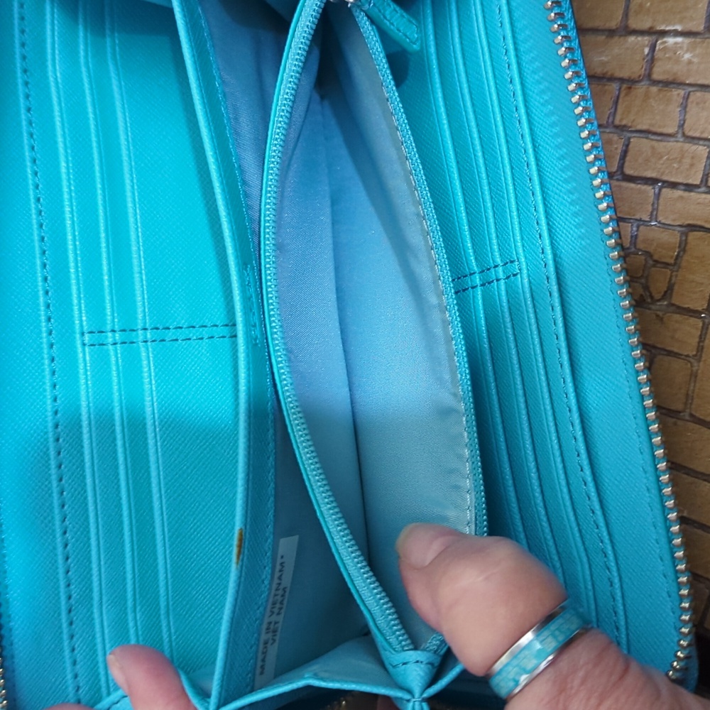 NWT Coach Turquoise Zipper Wallet - Picture 6 of 12